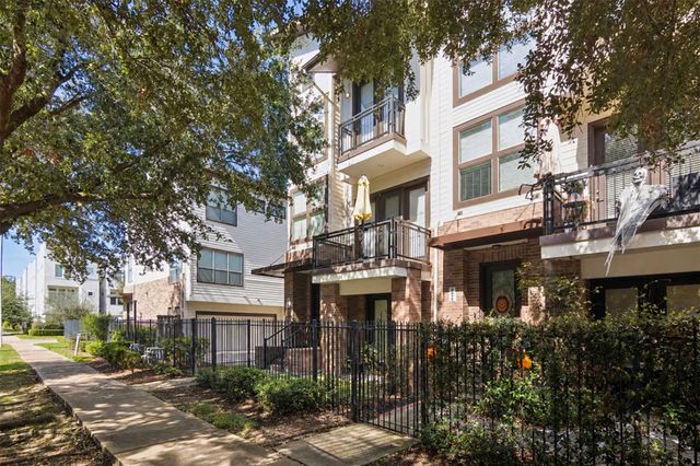 2811 Clay Street, Houston, TX 77003