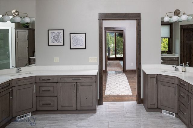 13 Little Plume, Big Sky, MT 59716