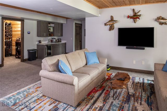 13 Little Plume, Big Sky, MT 59716