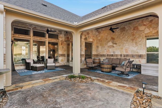 104 Bravo, Boerne, TX 78006