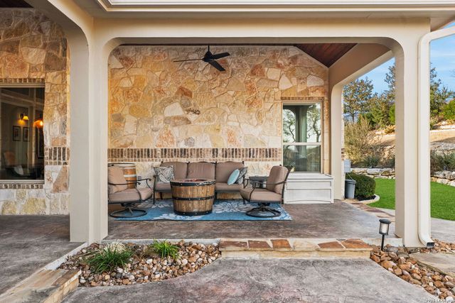104 Bravo, Boerne, TX 78006