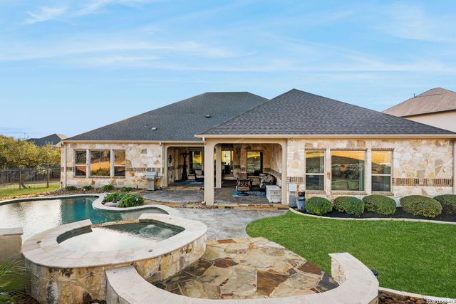 104 Bravo, Boerne, TX 78006