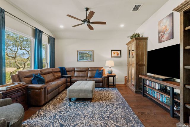 104 Bravo, Boerne, TX 78006