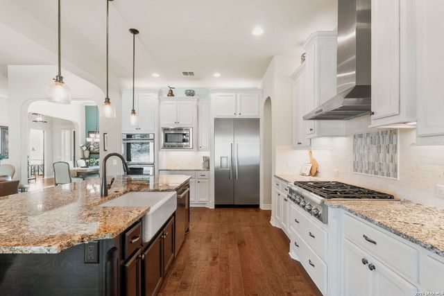 104 Bravo, Boerne, TX 78006