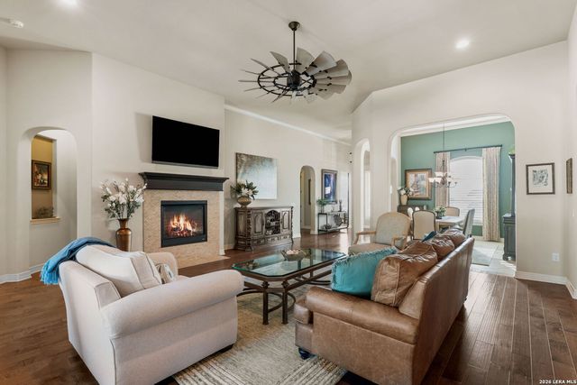 104 Bravo, Boerne, TX 78006