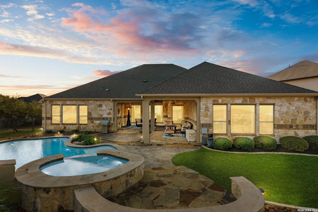 104 Bravo, Boerne, TX 78006