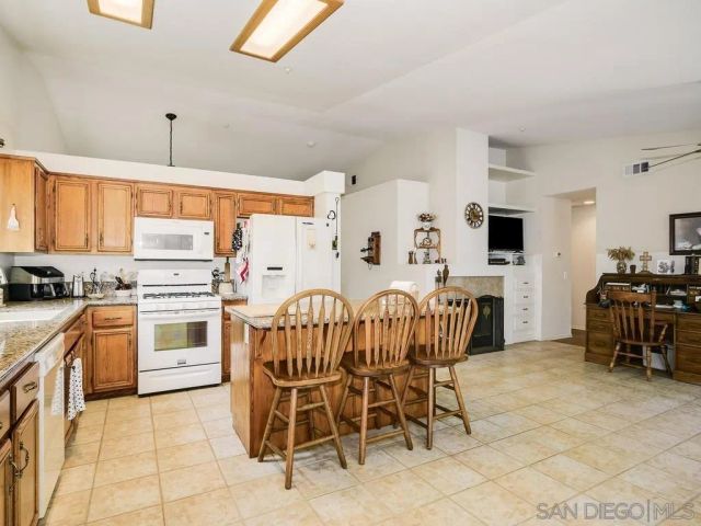 13344 Goldentop, Lakeside, CA 92040