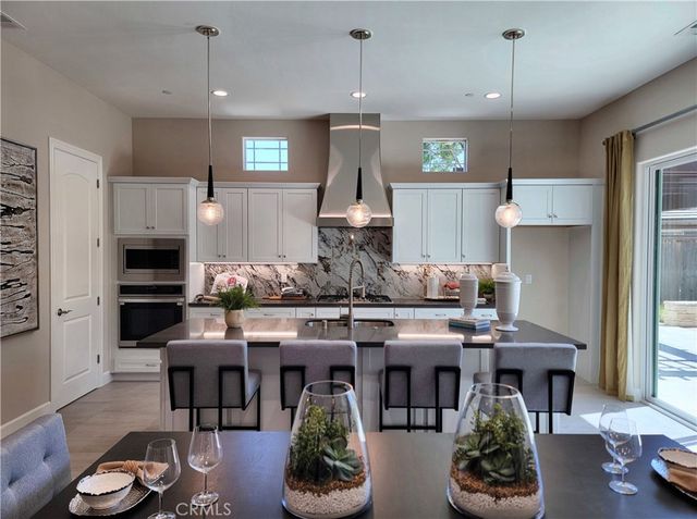 2339 Clubhouse Drive, Paso Robles, CA 93446