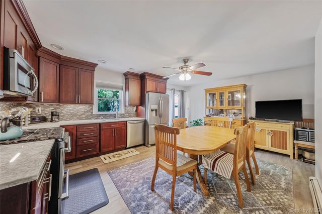 59 Maybrook Road, North Babylon, NY 11703