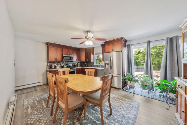 59 Maybrook Road, North Babylon, NY 11703