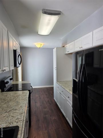 32251 Elmwood Street, Garden City, MI 48135