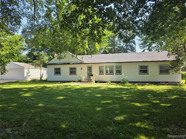 32251 Elmwood Street, Garden City, MI 48135