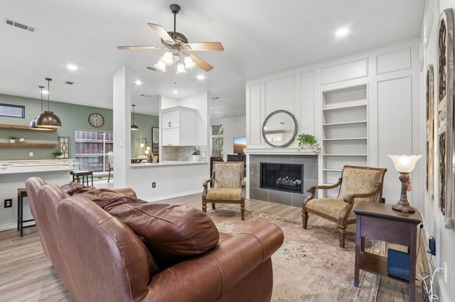 2031 Greenstone Trail, Carrollton, TX 75010