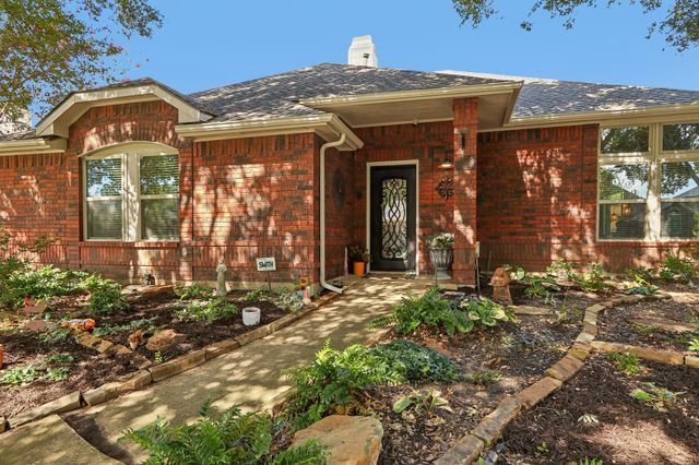 2031 Greenstone Trail, Carrollton, TX 75010