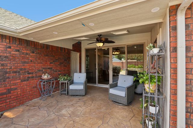 2031 Greenstone Trail, Carrollton, TX 75010