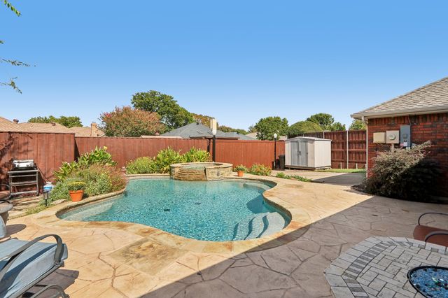 2031 Greenstone Trail, Carrollton, TX 75010
