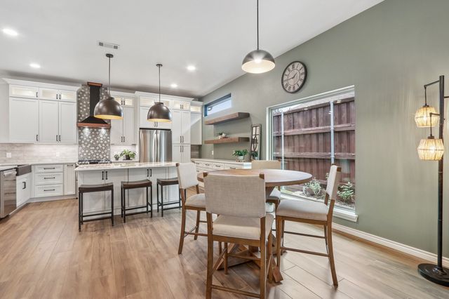 2031 Greenstone Trail, Carrollton, TX 75010