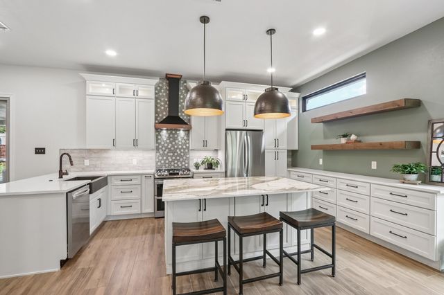 2031 Greenstone Trail, Carrollton, TX 75010