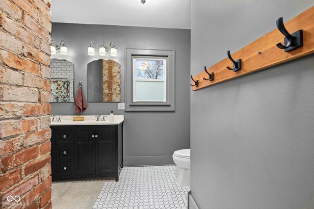 419 S Wilbur Wright Road, New Castle, IN 47362