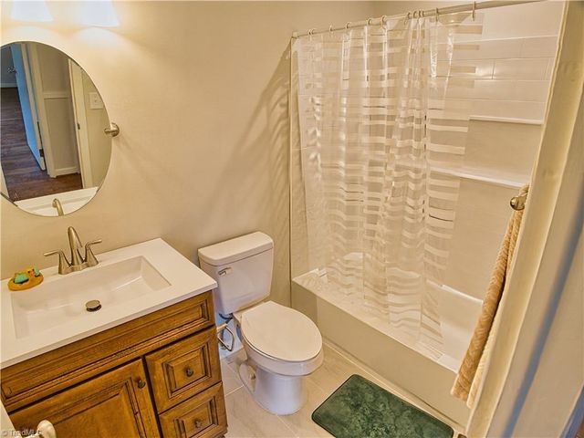 5100 Murray Road, Winston-salem, NC 27106