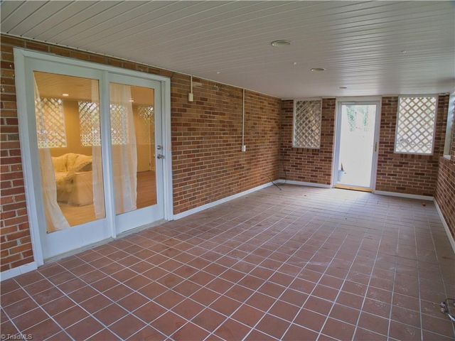 5100 Murray Road, Winston-salem, NC 27106