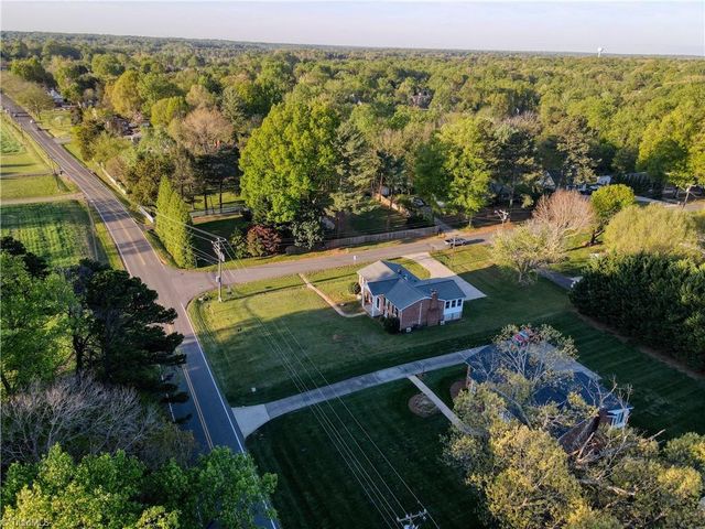 5100 Murray Road, Winston-salem, NC 27106