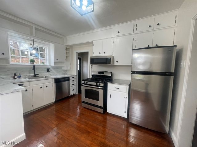 607 Hillcrest Street, Parkersburg, WV 26101