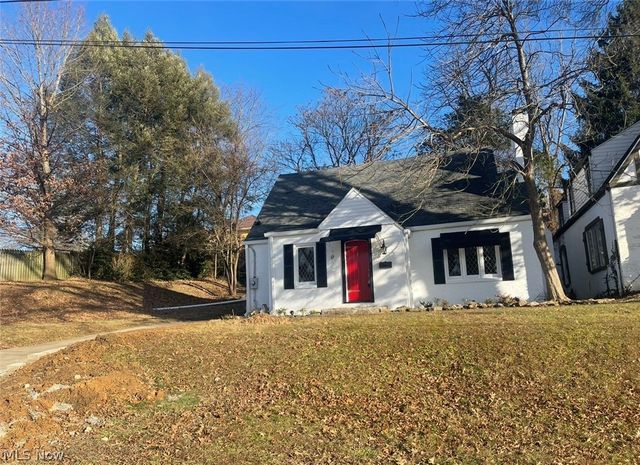 607 Hillcrest Street, Parkersburg, WV 26101