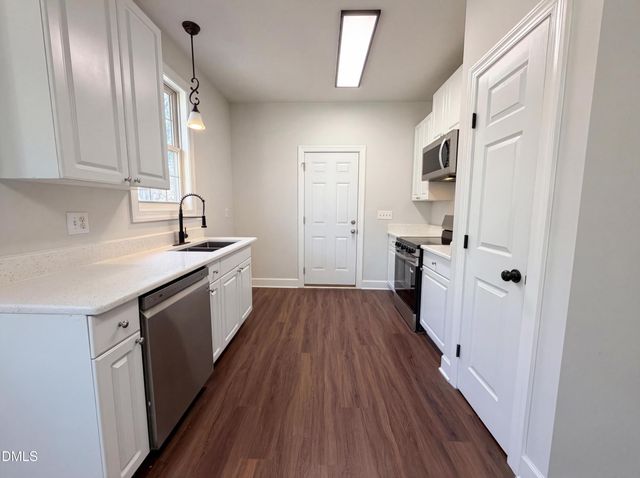 25 Camden Drive, Youngsville, NC 27596