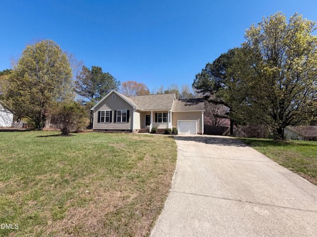 25 Camden Drive, Youngsville, NC 27596