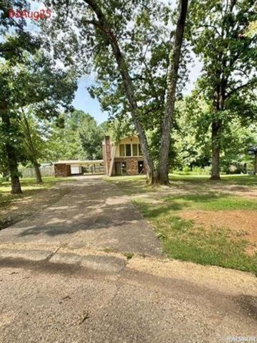 103 Stonegate Court, Gurdon, AR 71743