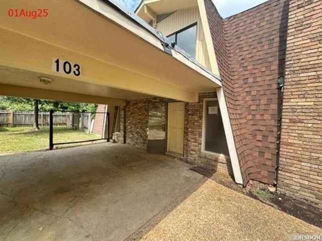 103 Stonegate Court, Gurdon, AR 71743