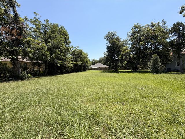 3915 Moulton Street, Greenville, TX 75401