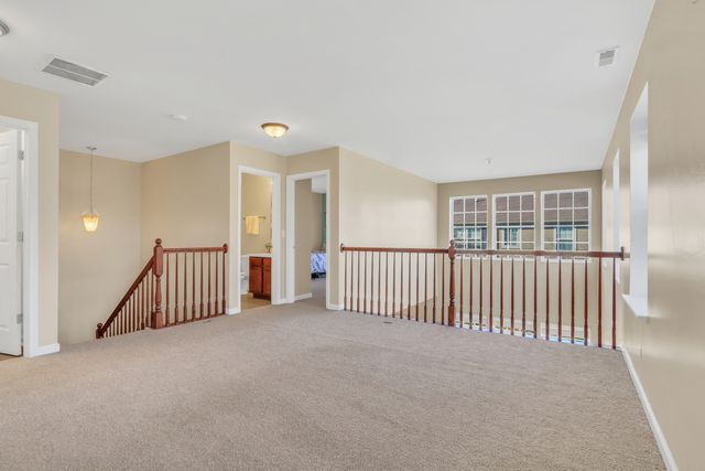 551 S Jade Lane 551, Round Lake, IL 60073