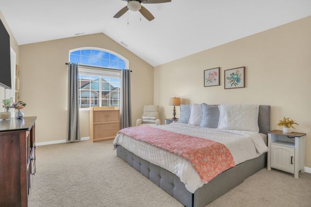 551 S Jade Lane 551, Round Lake, IL 60073