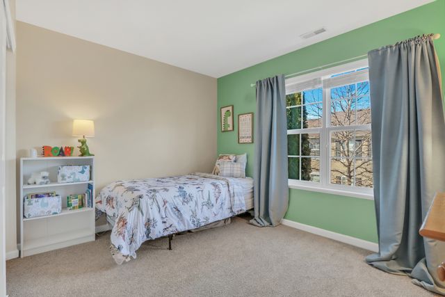 551 S Jade Lane 551, Round Lake, IL 60073