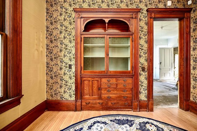 210 E Wabasha Street, Winona, MN 55987