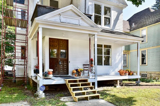 210 E Wabasha Street, Winona, MN 55987