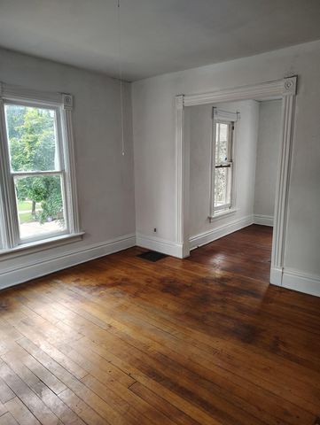 210 E Wabasha Street, Winona, MN 55987