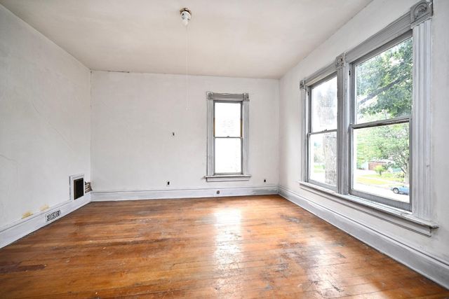 210 E Wabasha Street, Winona, MN 55987