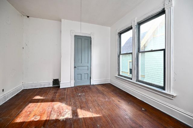 210 E Wabasha Street, Winona, MN 55987