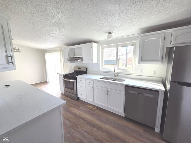 3263 Hooker Street, Plainfield, IN 46168