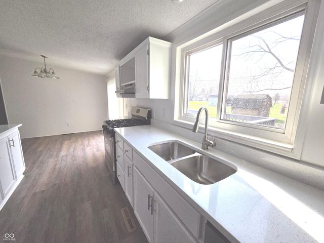 3263 Hooker Street, Plainfield, IN 46168