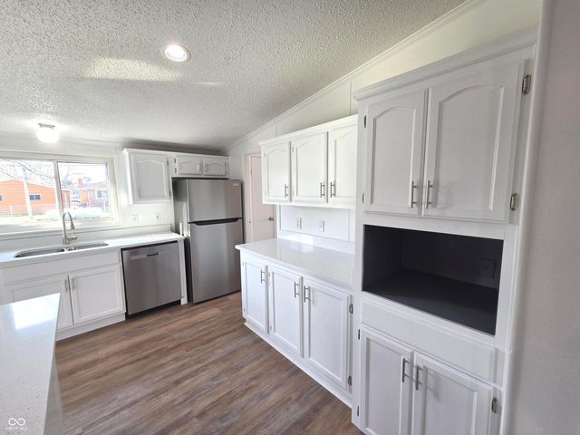 3263 Hooker Street, Plainfield, IN 46168