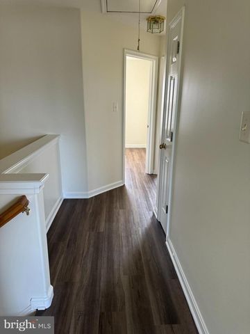 21105 MOSSY GLEN TER, Ashburn, VA 20147