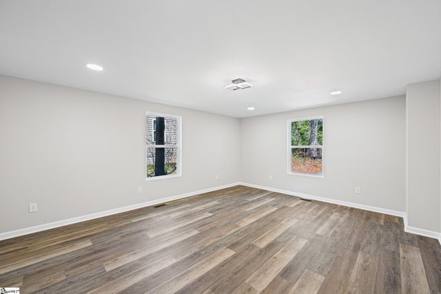 109 Cowpens Line Road, Spartanburg, SC 29307