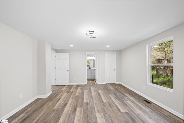 109 Cowpens Line Road, Spartanburg, SC 29307