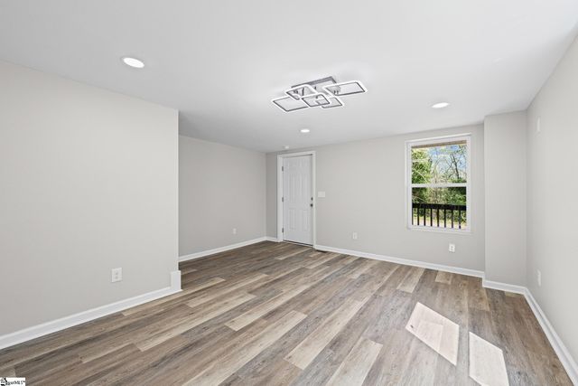 109 Cowpens Line Road, Spartanburg, SC 29307