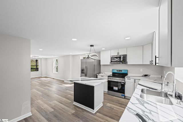 109 Cowpens Line Road, Spartanburg, SC 29307