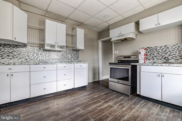 223 THIRD ST, Gloucester City, NJ 08030